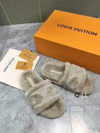 Picture of Louis Vuitton Shoes _SKULVsz35-40GD010612732